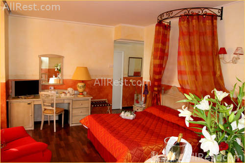 Hotel Massena 11